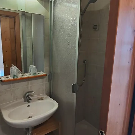 Alvera לינה וארוחת בוקר 3*